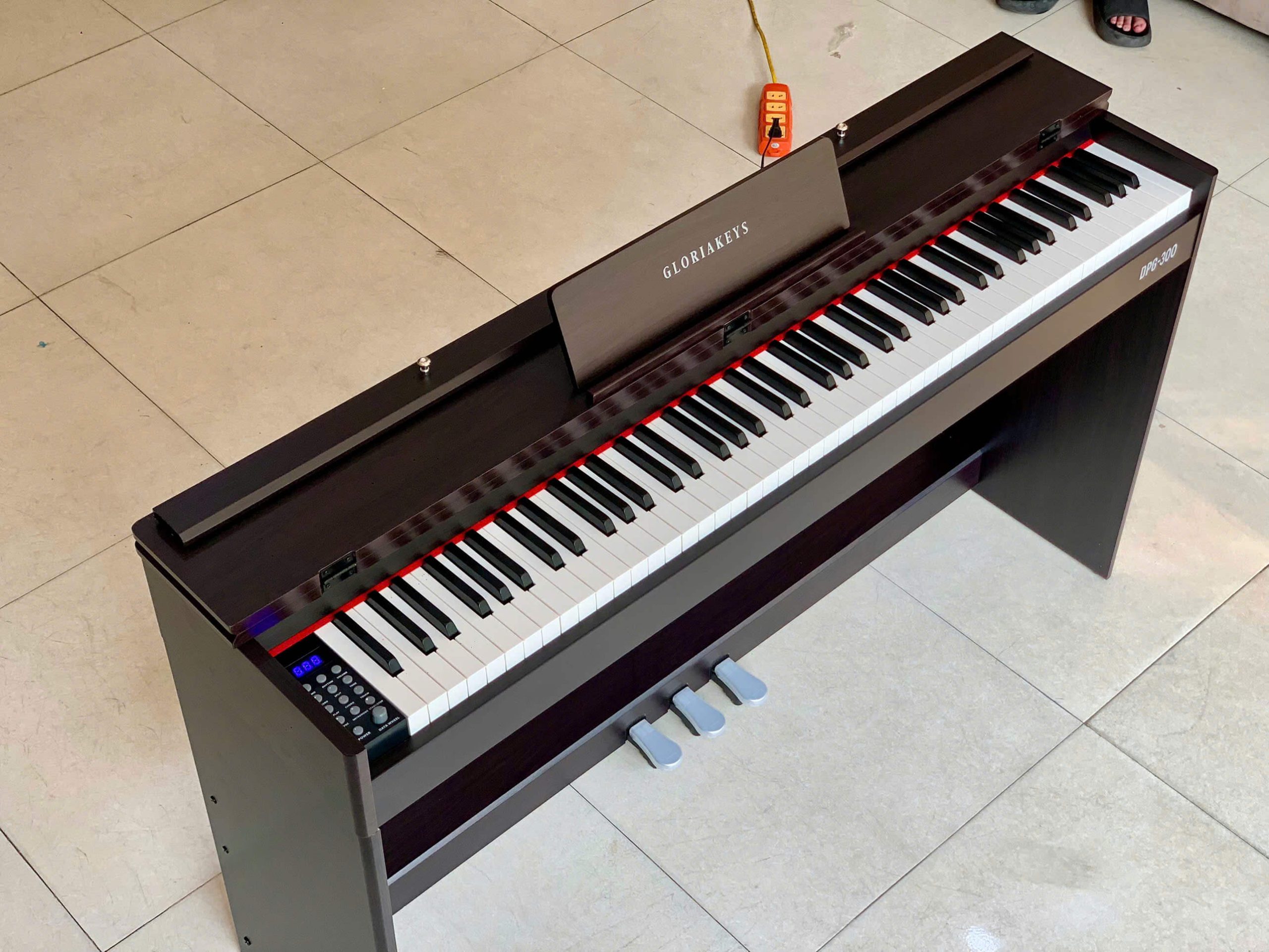 Đàn Piano Điện GloriaKeys DPG-300 – 88 Phím Nặng Hammer Action, Chip Âm Thanh Dream 5704 - Image 6